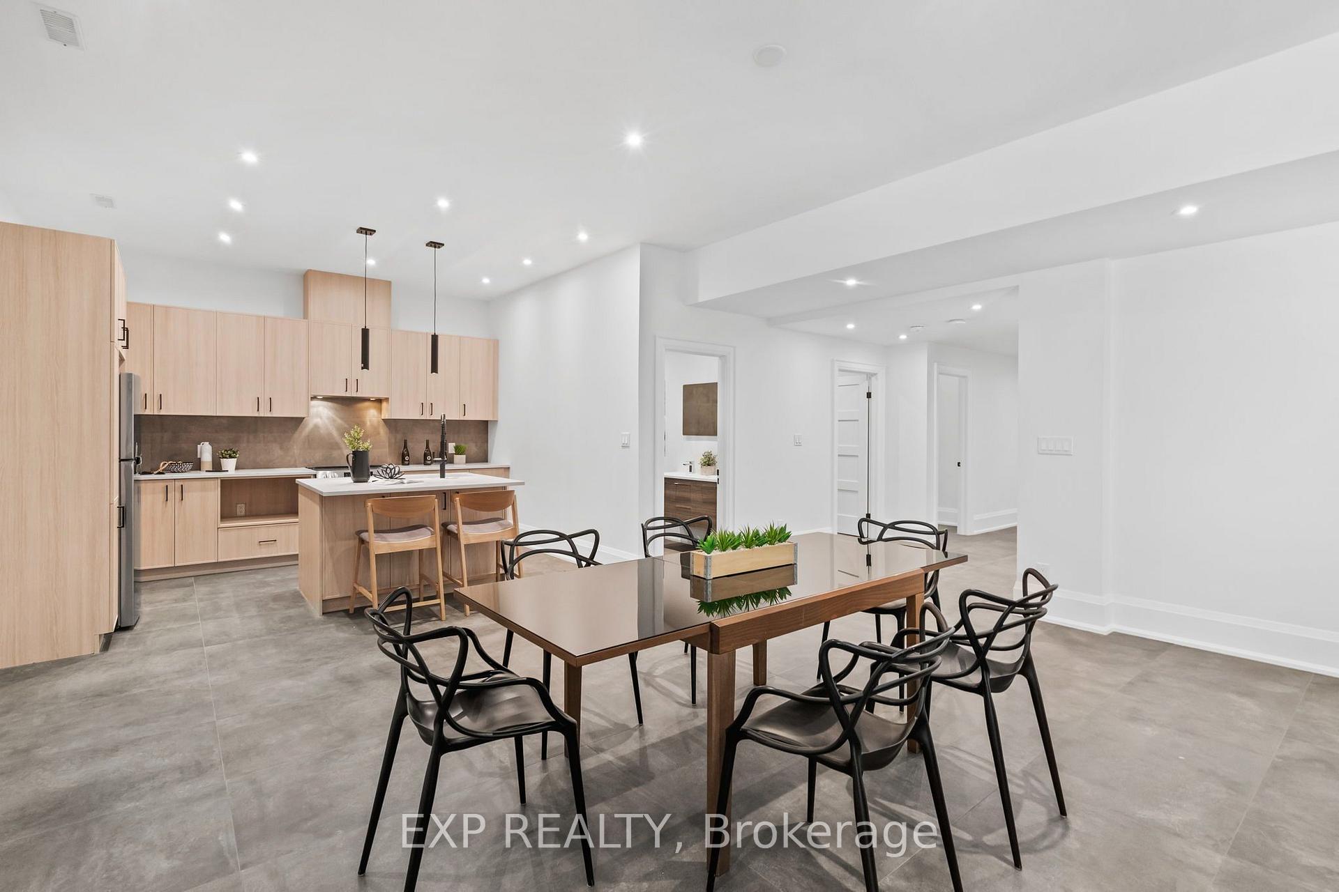 Photo 38 of 51 Thirty Ninth Street, Etobicoke, Long Branch — HOMEH