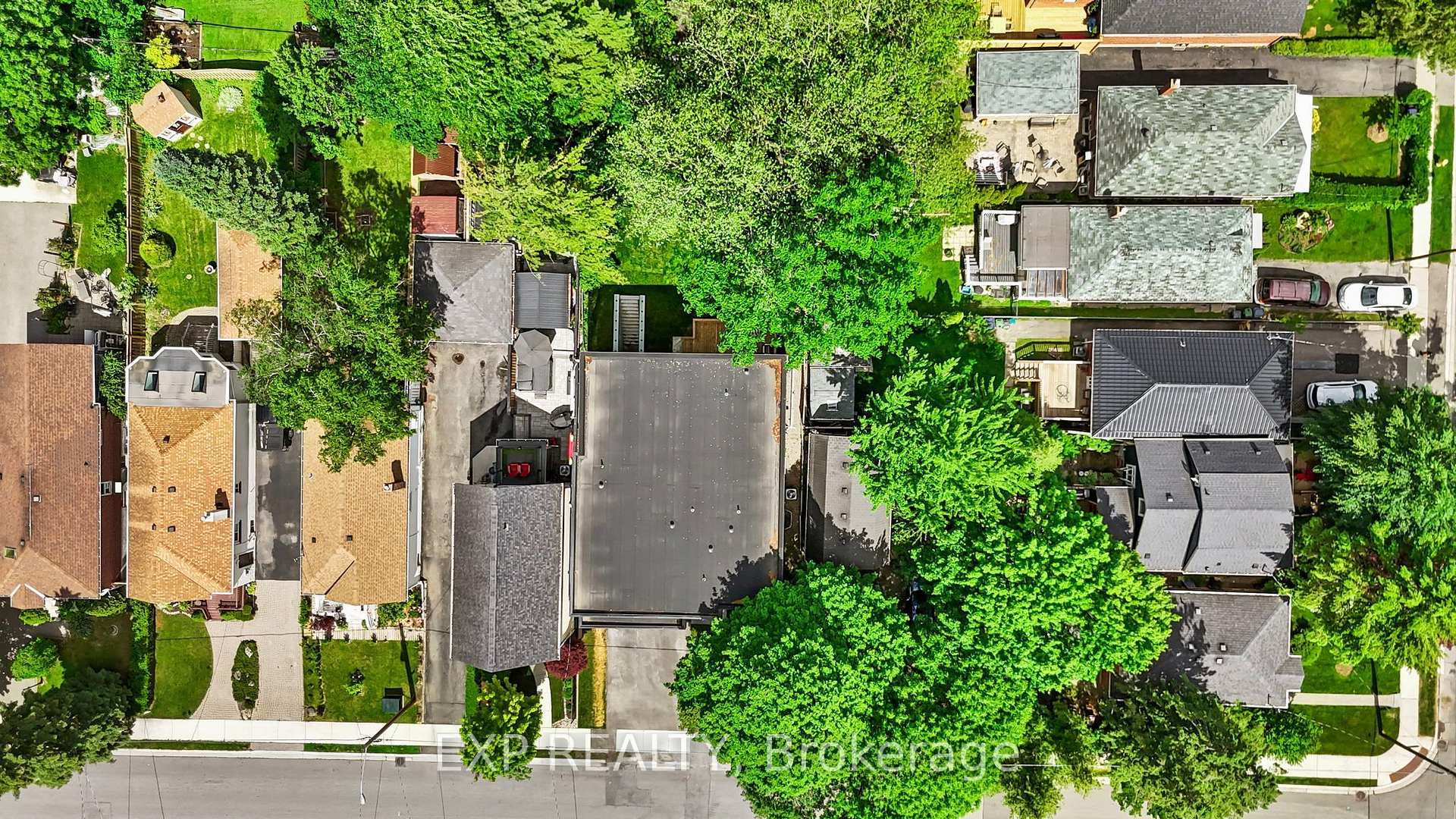 Photo 45 of 51 Thirty Ninth Street, Etobicoke, Long Branch — HOMEH