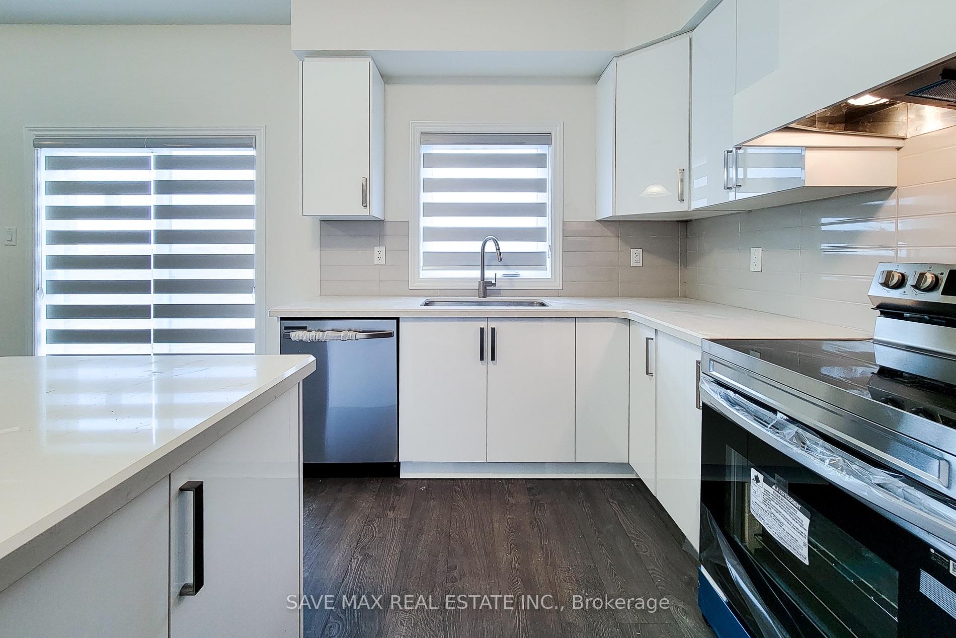 Photo 12 of 60 Hitchman Street N, Brant, Paris — HOMEH