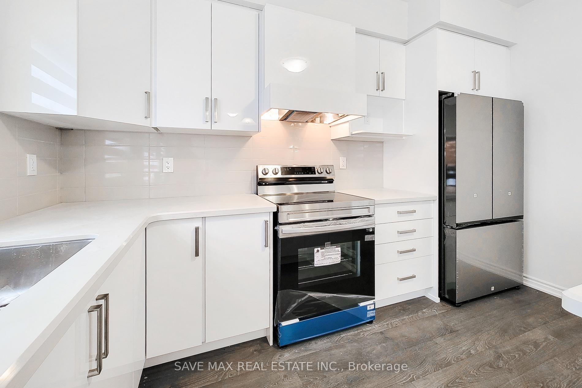 Photo 14 of 60 Hitchman Street N, Brant, Paris — HOMEH