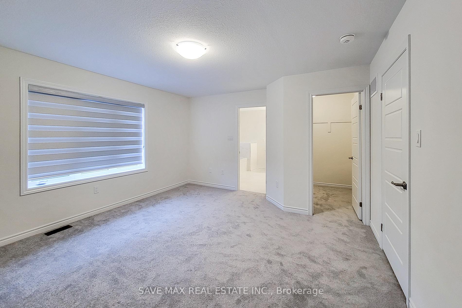 Photo 20 of 60 Hitchman Street N, Brant, Paris — HOMEH