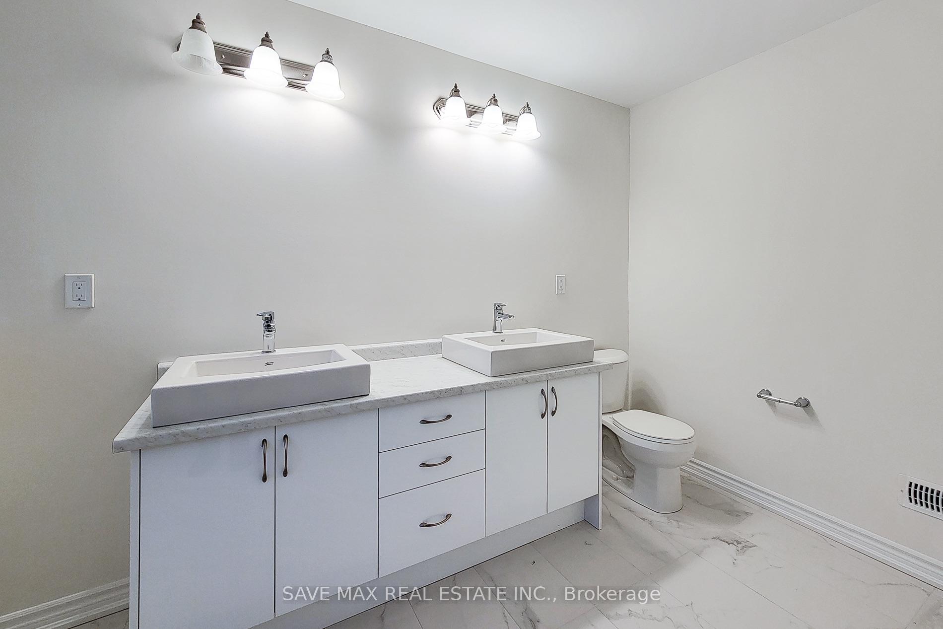 Photo 21 of 60 Hitchman Street N, Brant, Paris — HOMEH