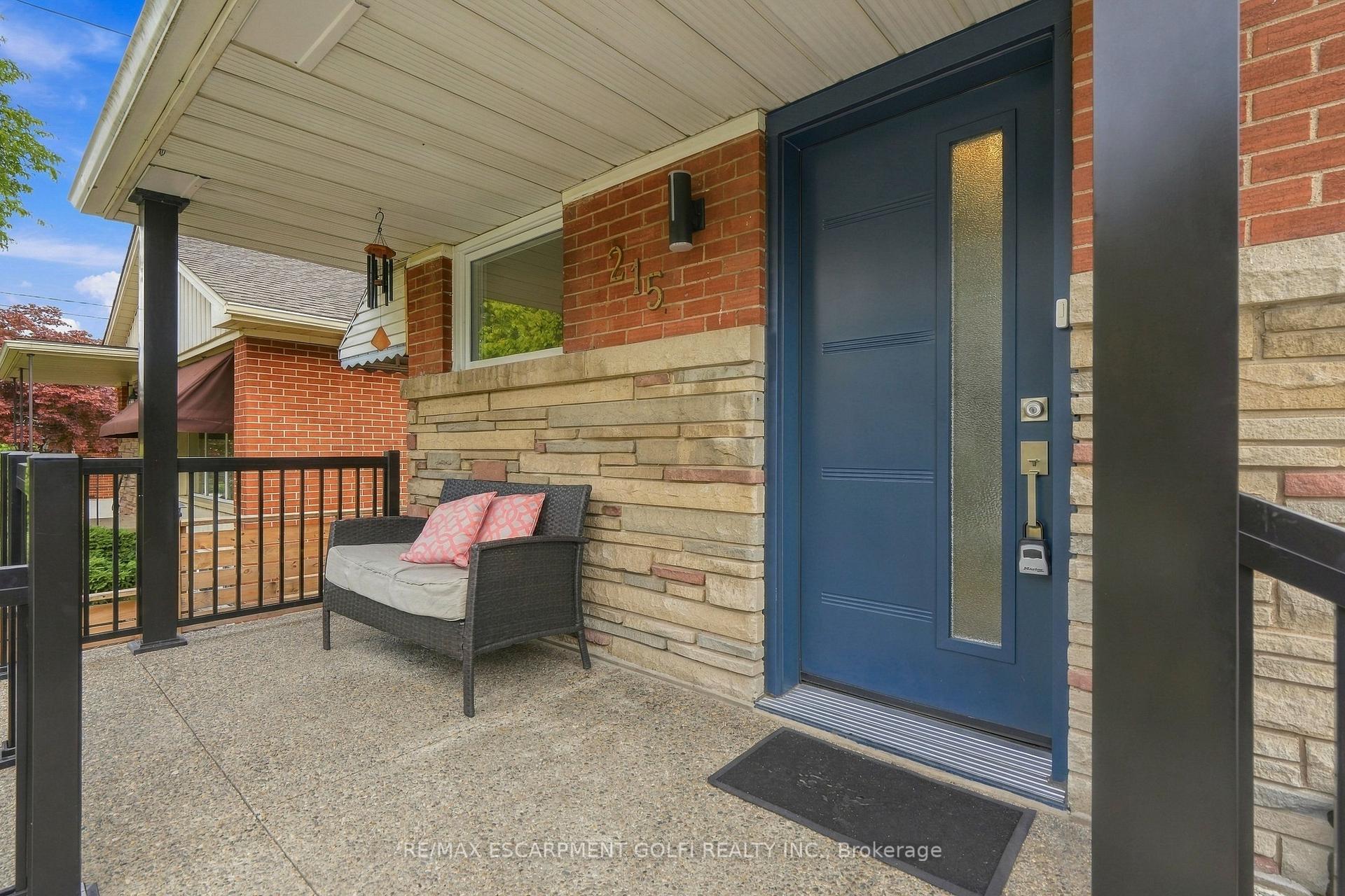 Photo 2 of 215 West 33RD Street, Hamilton, Westcliffe — HOMEH