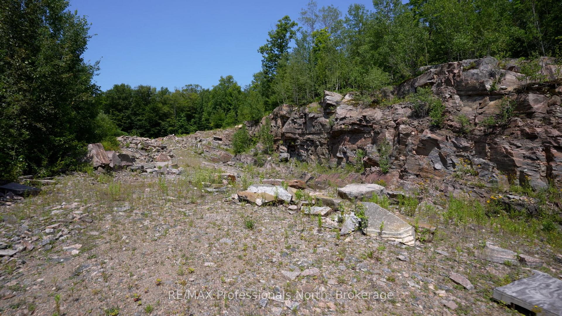 Photo 41 of 1975 Queens Line Road, Minden Hills, Minden — HOMEH