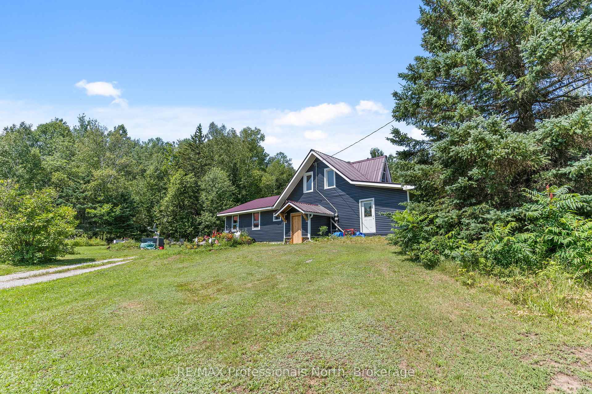 Photo 44 of 1975 Queens Line Road, Minden Hills, Minden — HOMEH