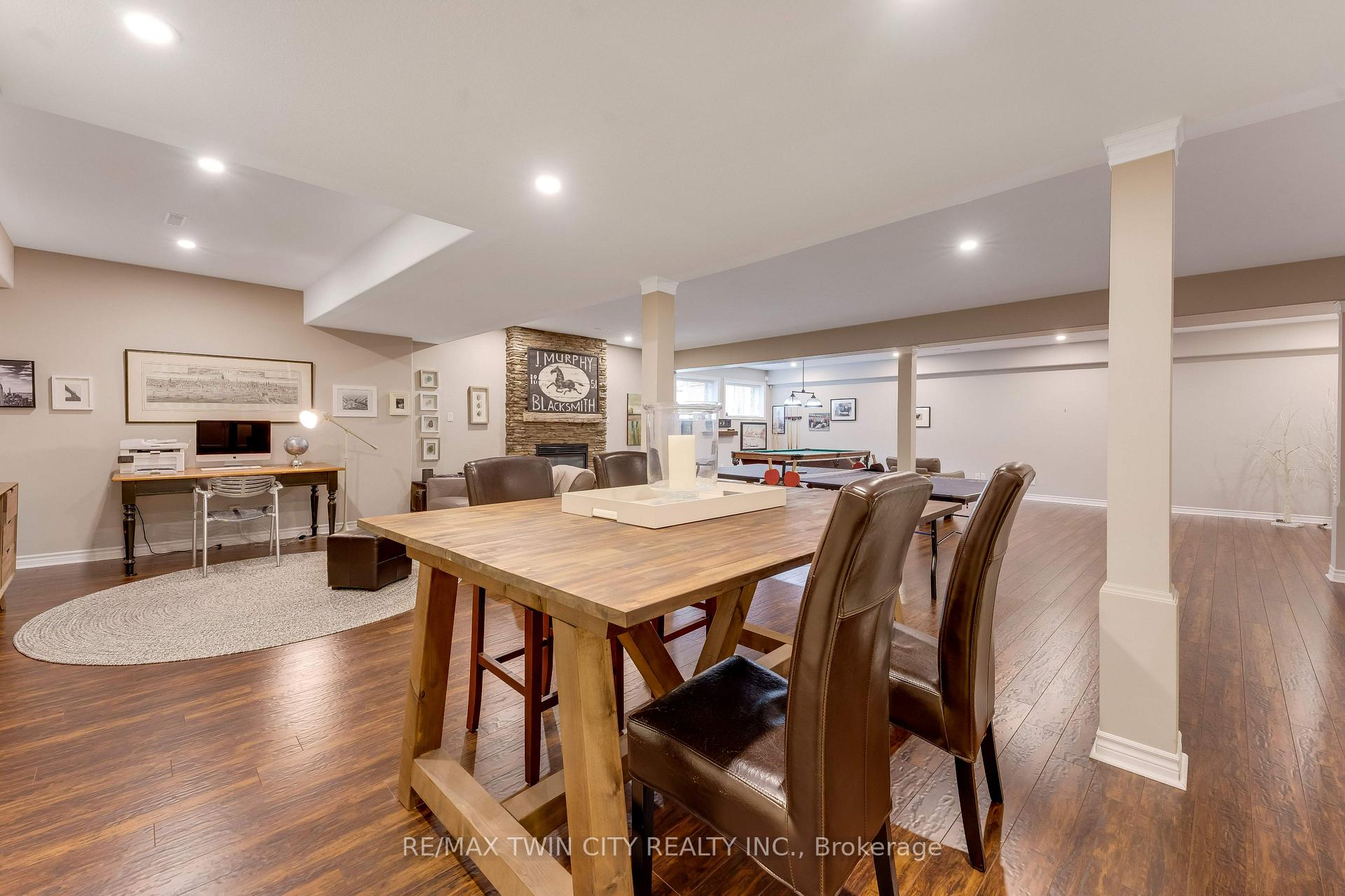 Photo 35 of 213 Edgewater Crescent, Kitchener, Grand River South — HOMEH