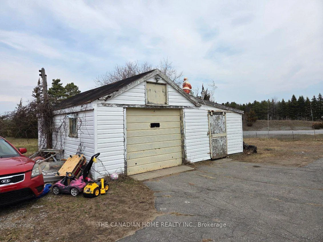 Photo 3 of 14 Downs Road, Quinte West, Murray Ward — HOMEH