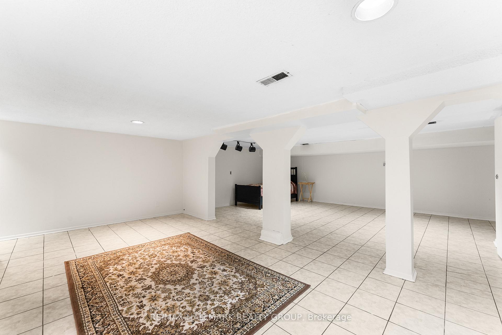 Photo 14 of 876 Pinecrest Road, Ottawa, Fairfield Heights — HOMEH