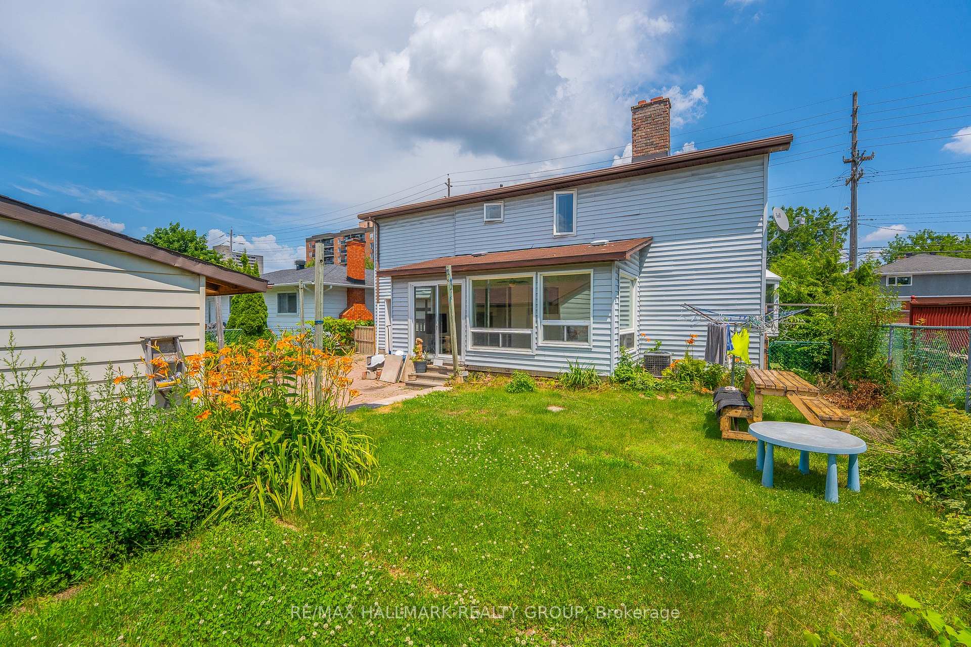 Photo 15 of 876 Pinecrest Road, Ottawa, Fairfield Heights — HOMEH