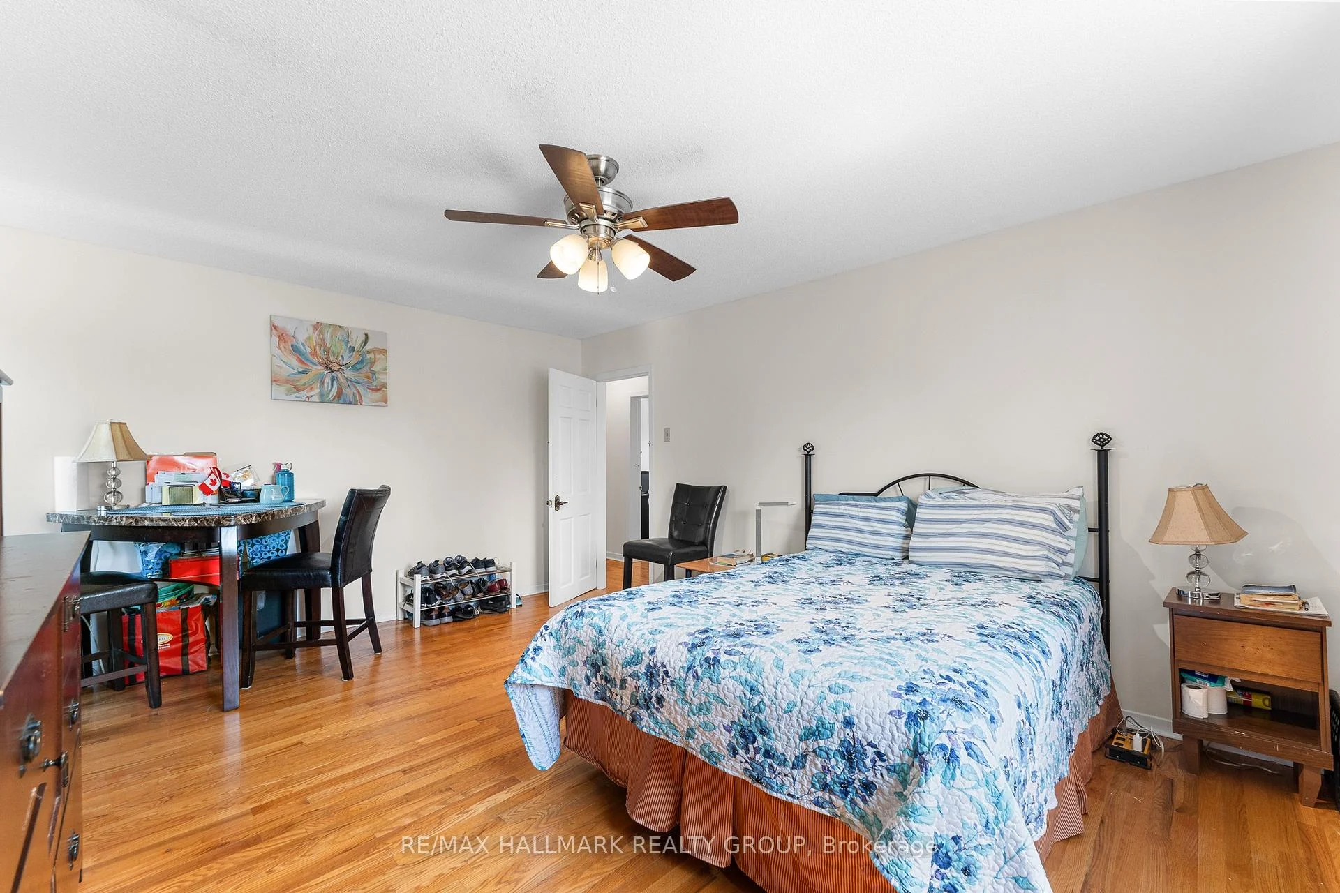 Photo 10 of 876 Pinecrest Road, Ottawa, Fairfield Heights — HOMEH