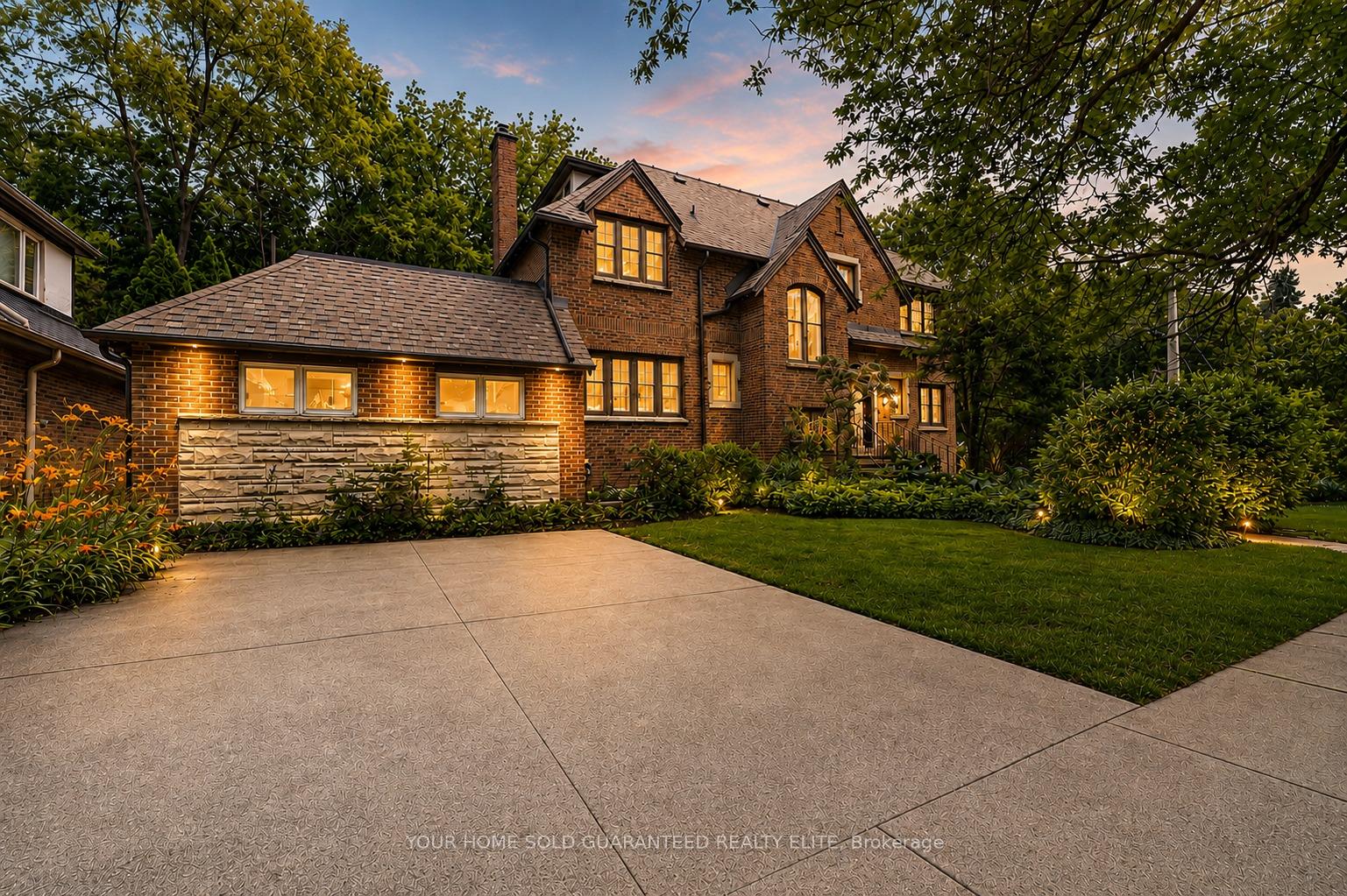Photo of 4 Forsyth Avenue N