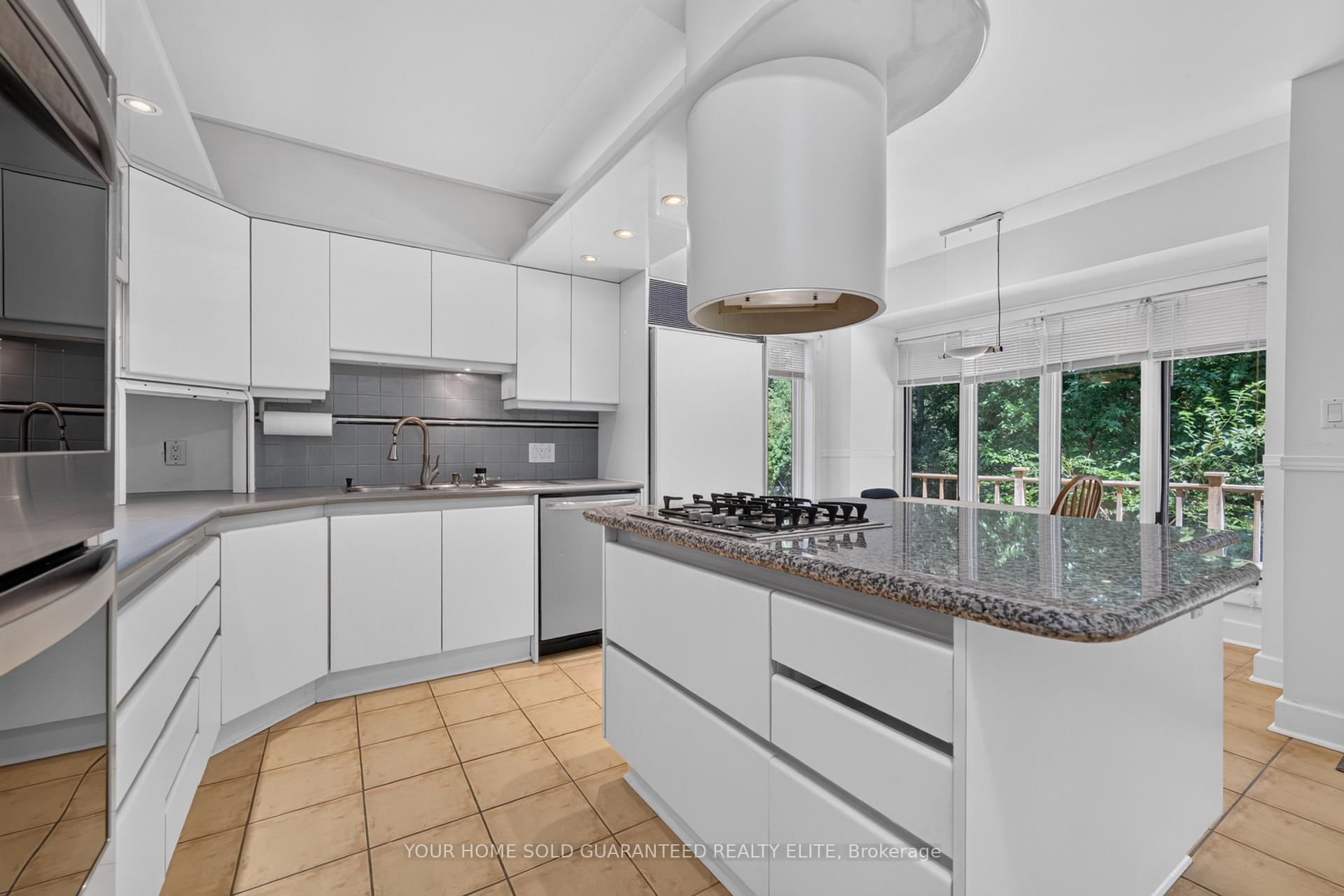 Photo 23 of 4 Forsyth Avenue N, Hamilton, Westdale — HOMEH
