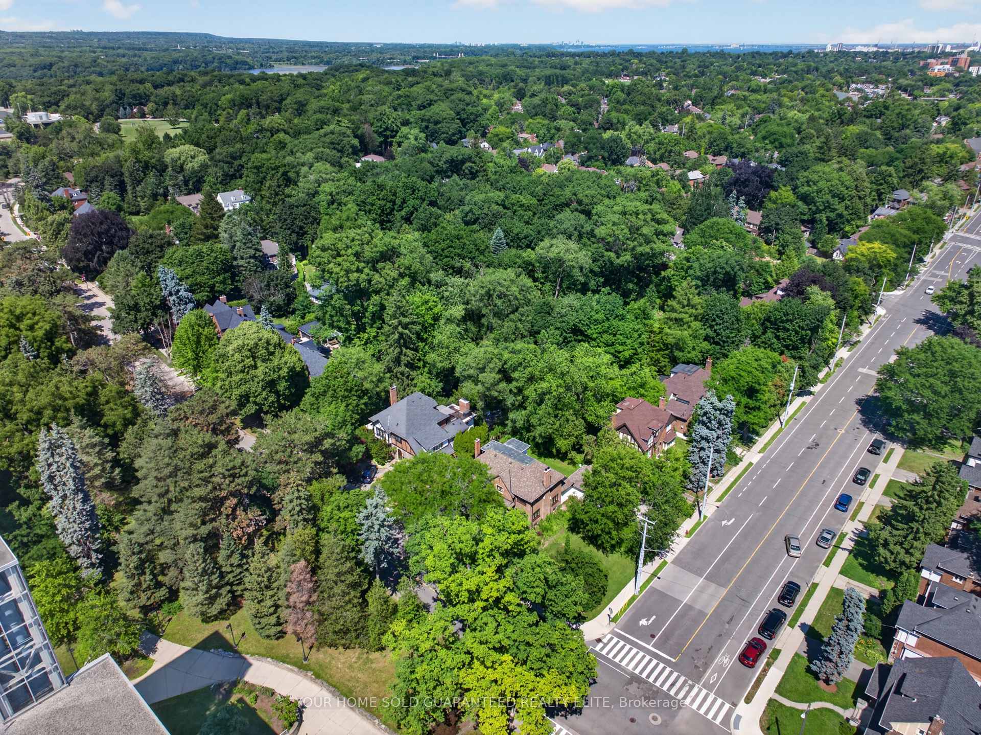 Photo 45 of 4 Forsyth Avenue N, Hamilton, Westdale — HOMEH