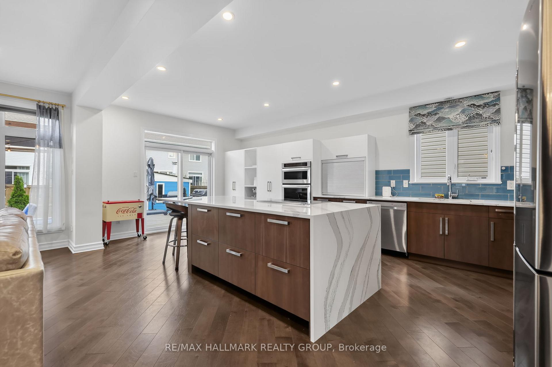 Photo 13 of 878 Excursion Way, Ottawa, Barrhaven - Half Moon Bay — HOMEH