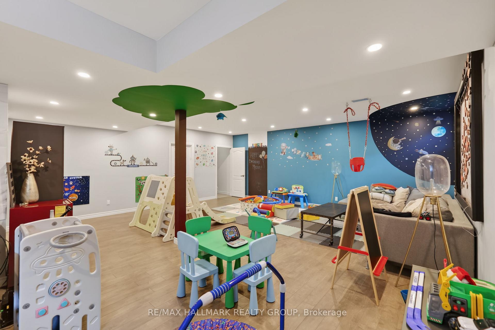 Photo 37 of 878 Excursion Way, Ottawa, Barrhaven - Half Moon Bay — HOMEH