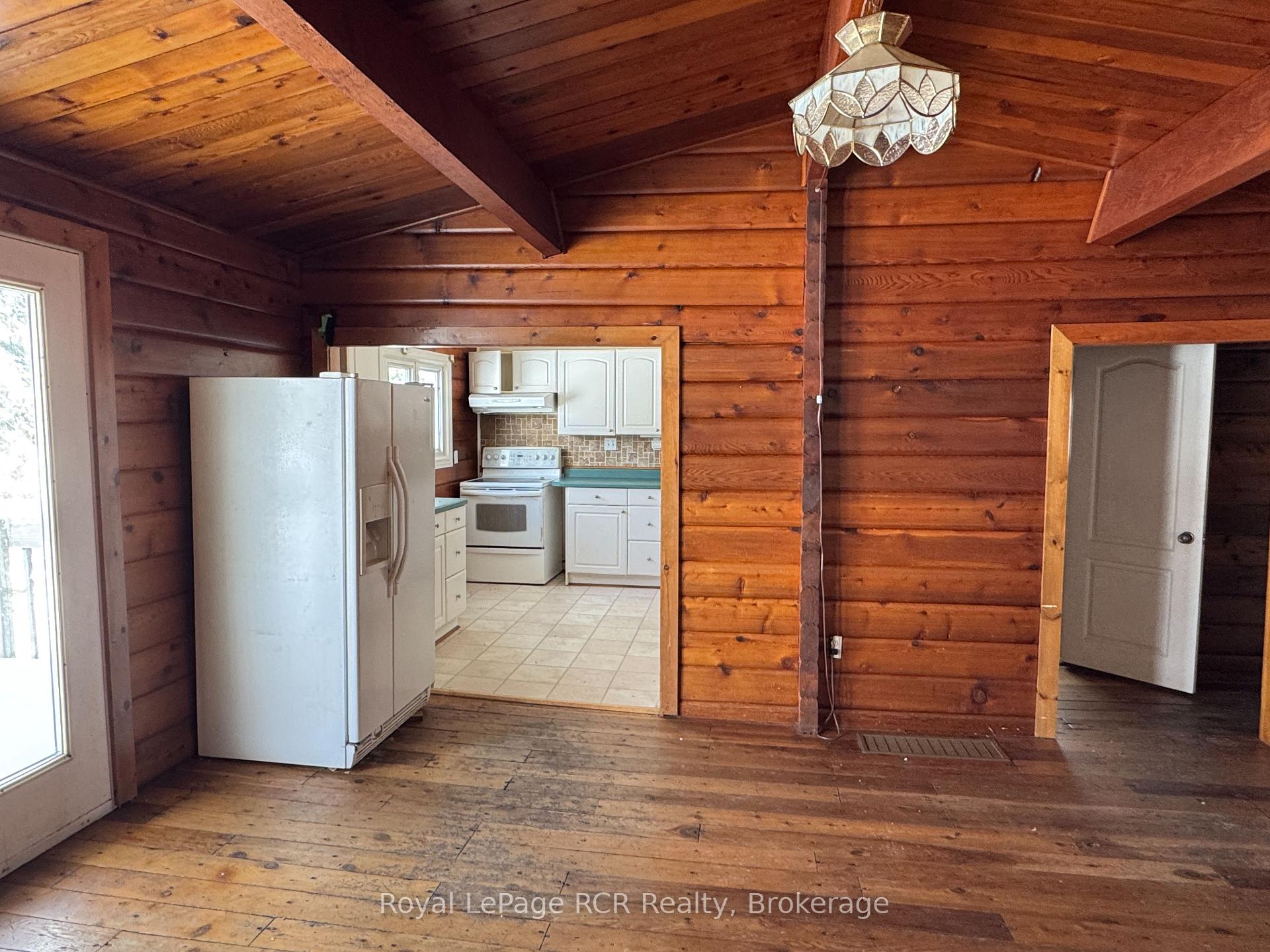Photo 5 of 600457 50 Side Road, Chatsworth — HOMEH