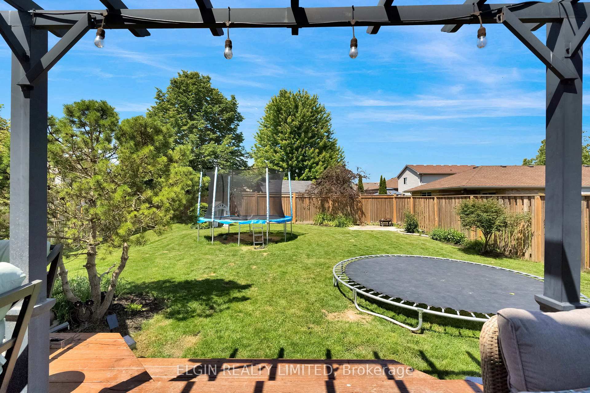 Photo 28 of 18 Goldenrod Court, St. Thomas — HOMEH