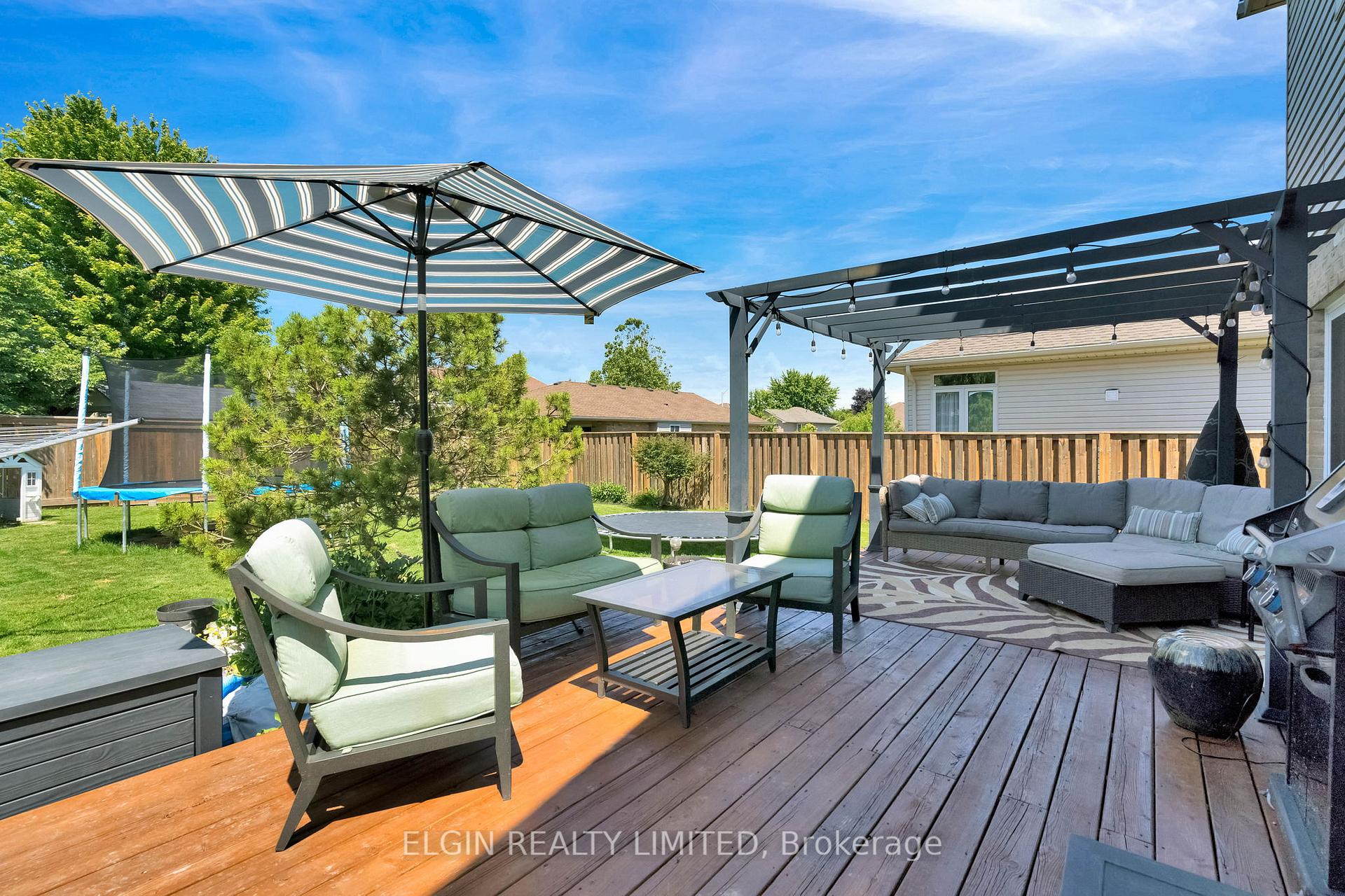 Photo 29 of 18 Goldenrod Court, St. Thomas — HOMEH