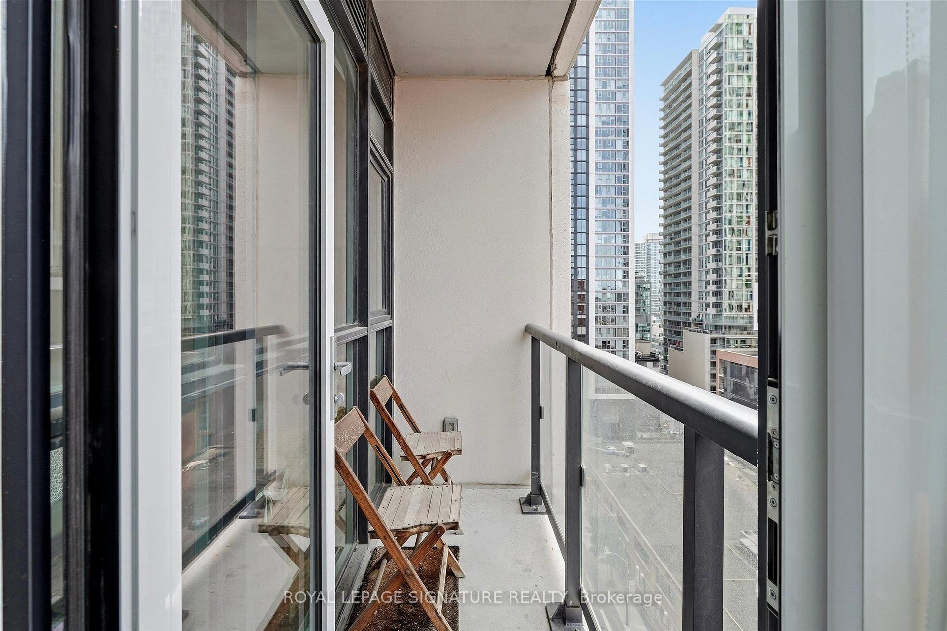Photo 9 of Unit 1207, 87 Peter Street, Toronto, Waterfront Communities — HOMEH