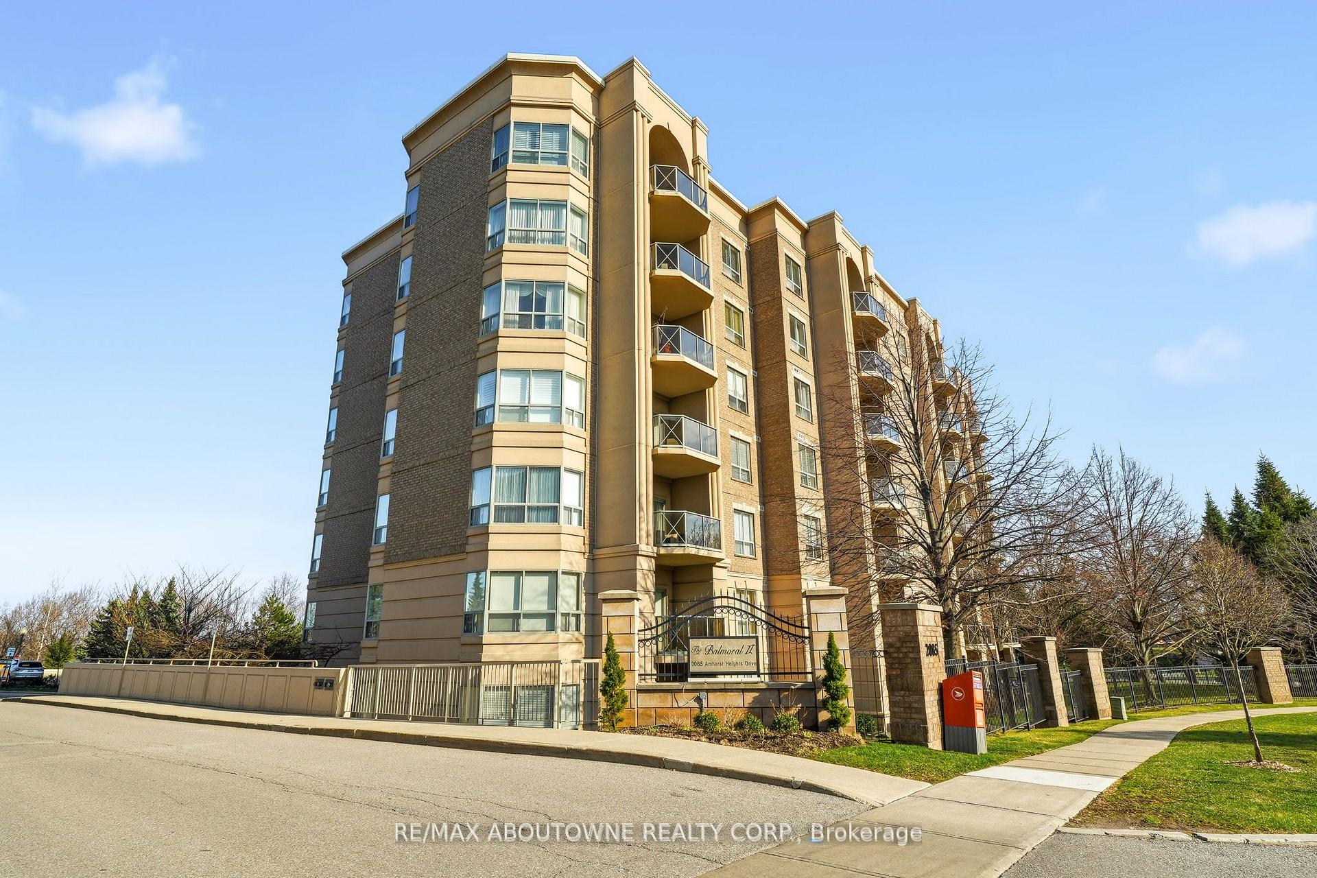 Photo 2 of Unit 209, 2085 Amherst Heights, Burlington, Brant Hills — HOMEH