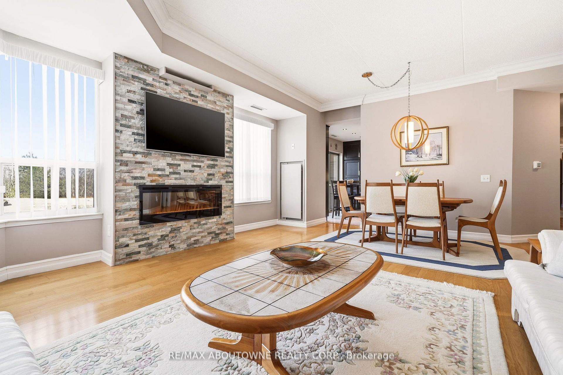 Photo 18 of Unit 209, 2085 Amherst Heights, Burlington, Brant Hills — HOMEH