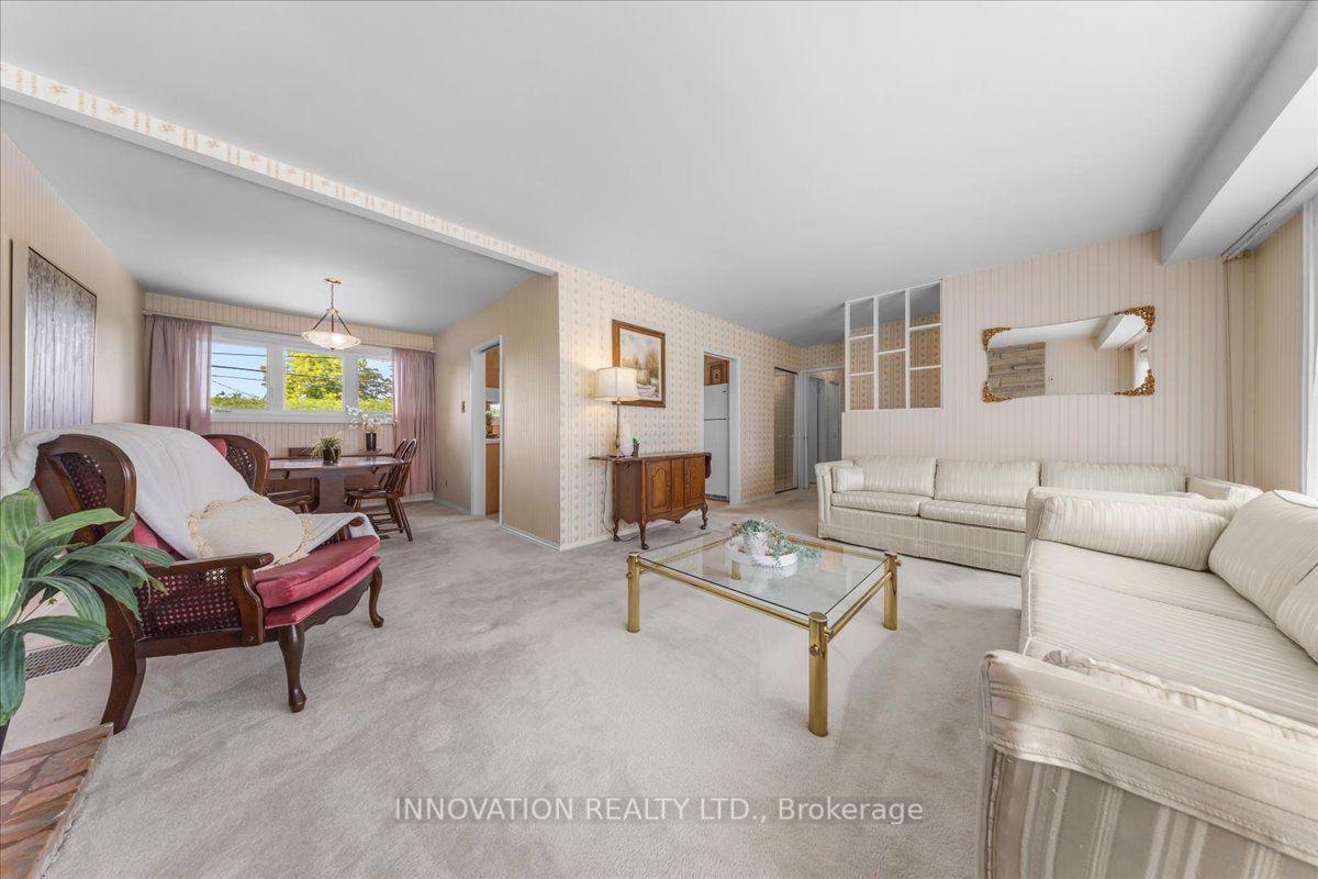 Photo 5 of 25 Brent Avenue, Ottawa, Manordale — HOMEH