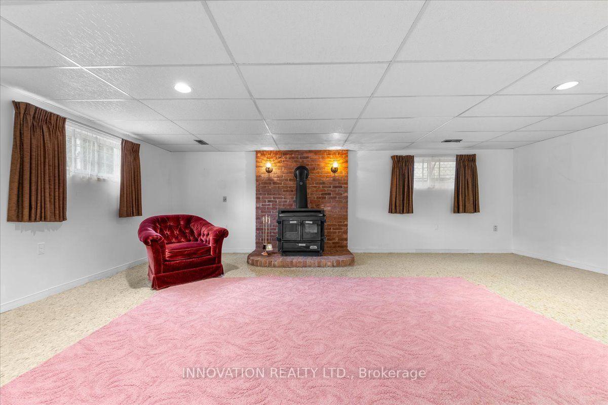 Photo 20 of 25 Brent Avenue, Ottawa, Manordale — HOMEH