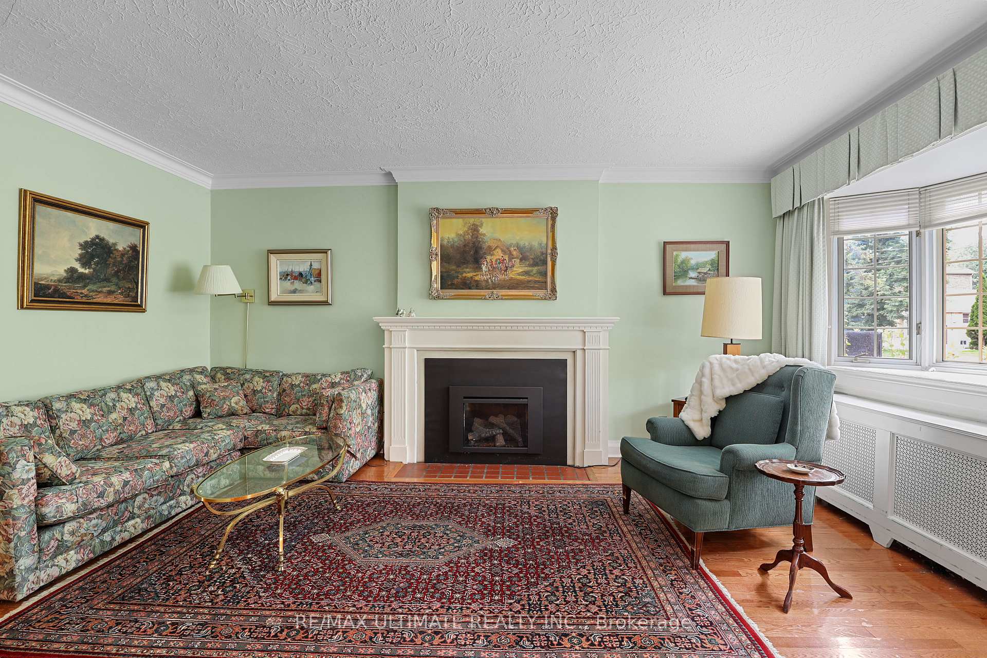 Photo 4 of 191 Glenvale Boulevard, Toronto, Leaside — HOMEH