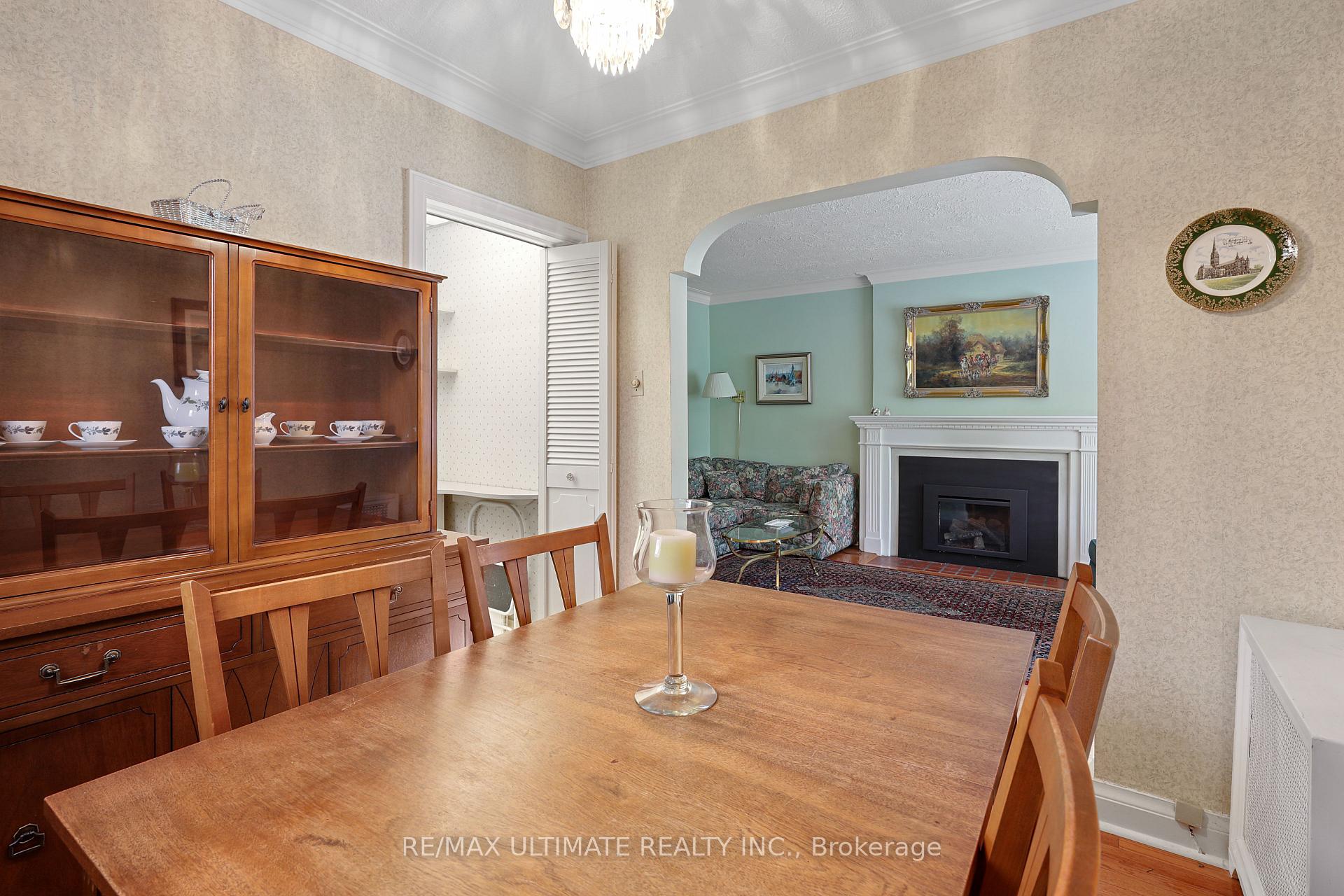 Photo 7 of 191 Glenvale Boulevard, Toronto, Leaside — HOMEH