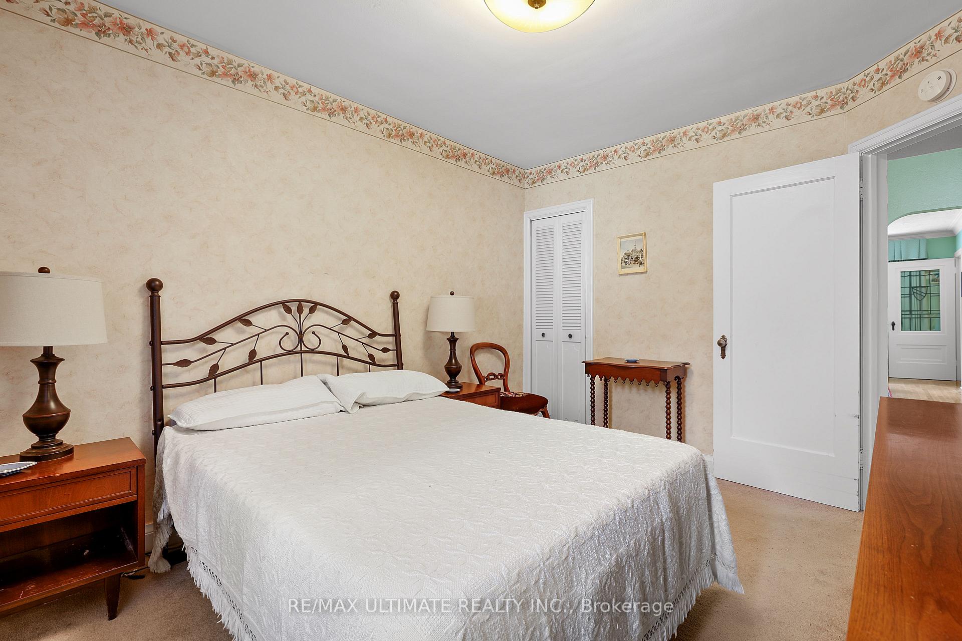 Photo 11 of 191 Glenvale Boulevard, Toronto, Leaside — HOMEH