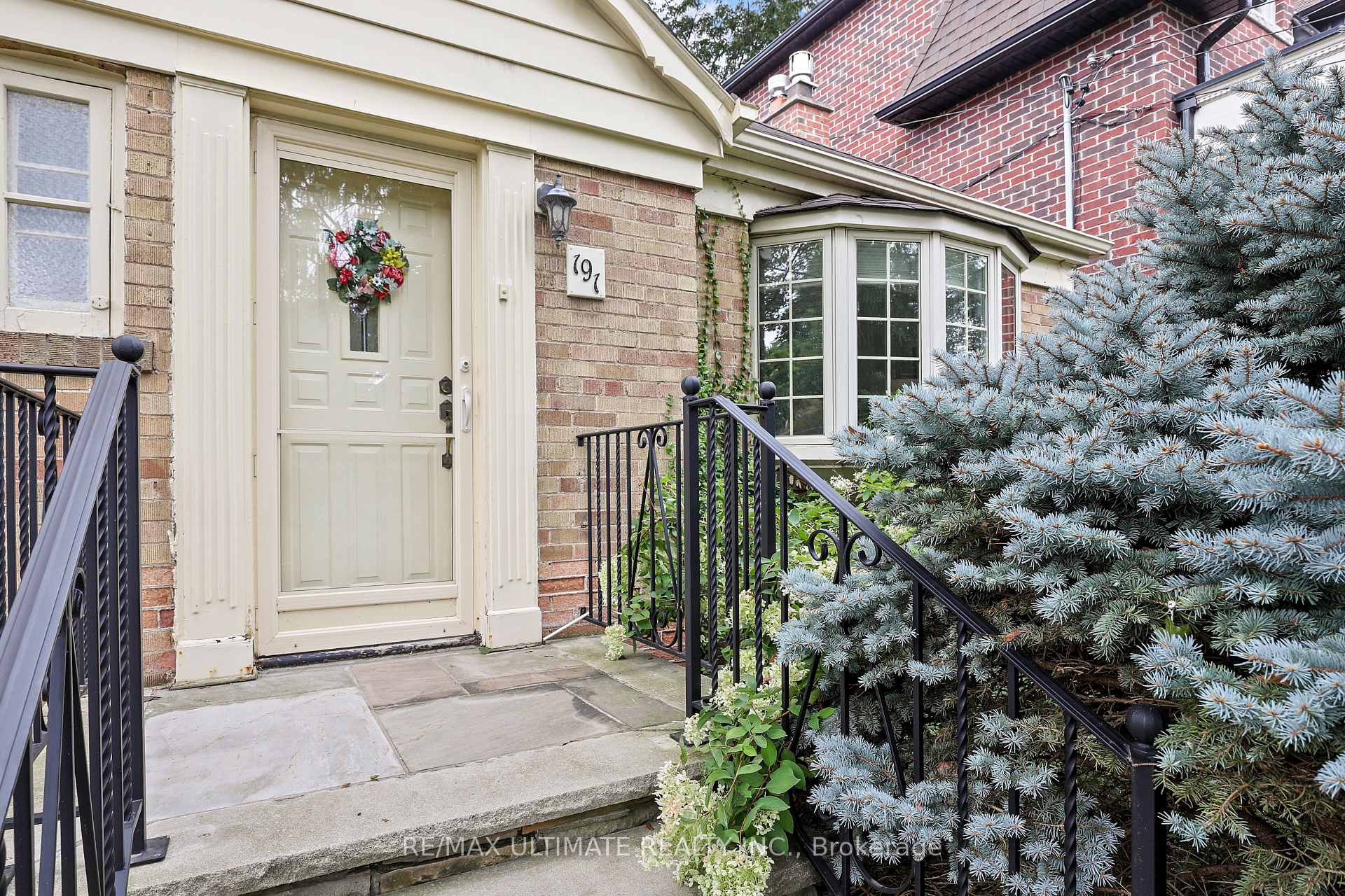 Photo 23 of 191 Glenvale Boulevard, Toronto, Leaside — HOMEH