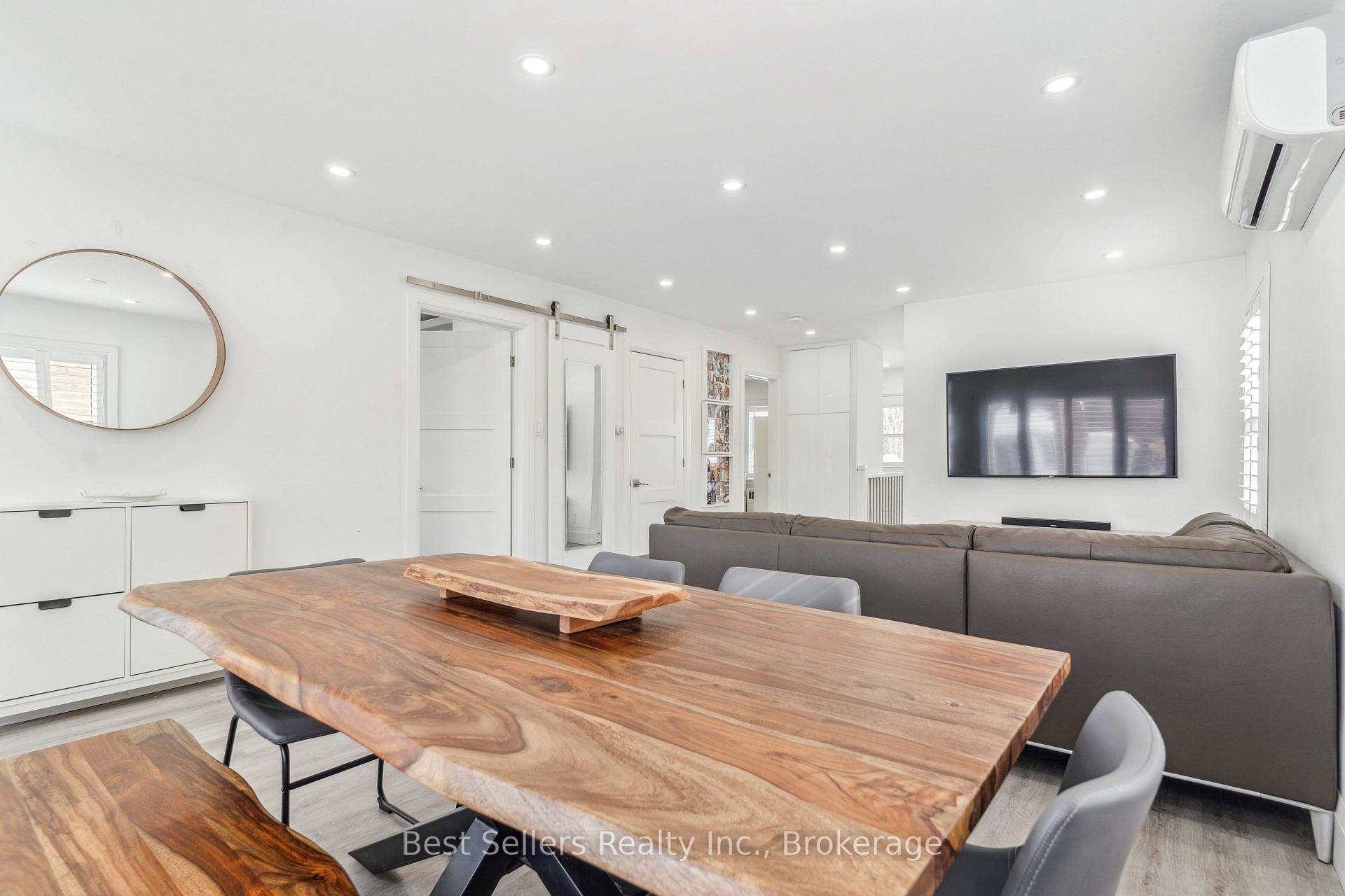 Photo 12 of 37 Wilmar Road, Etobicoke, Islington-City Centre West — HOMEH