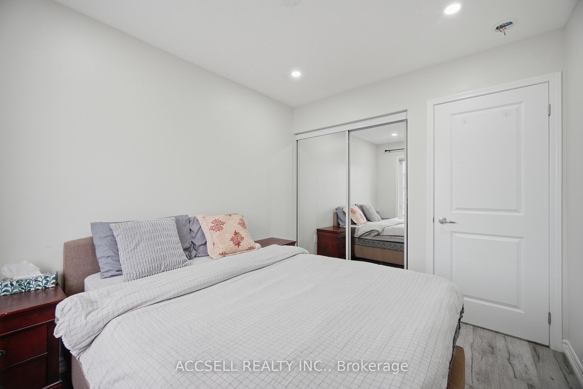 Photo 34 of 80 Bannister Crescent, Brampton, Northwest Brampton — HOMEH