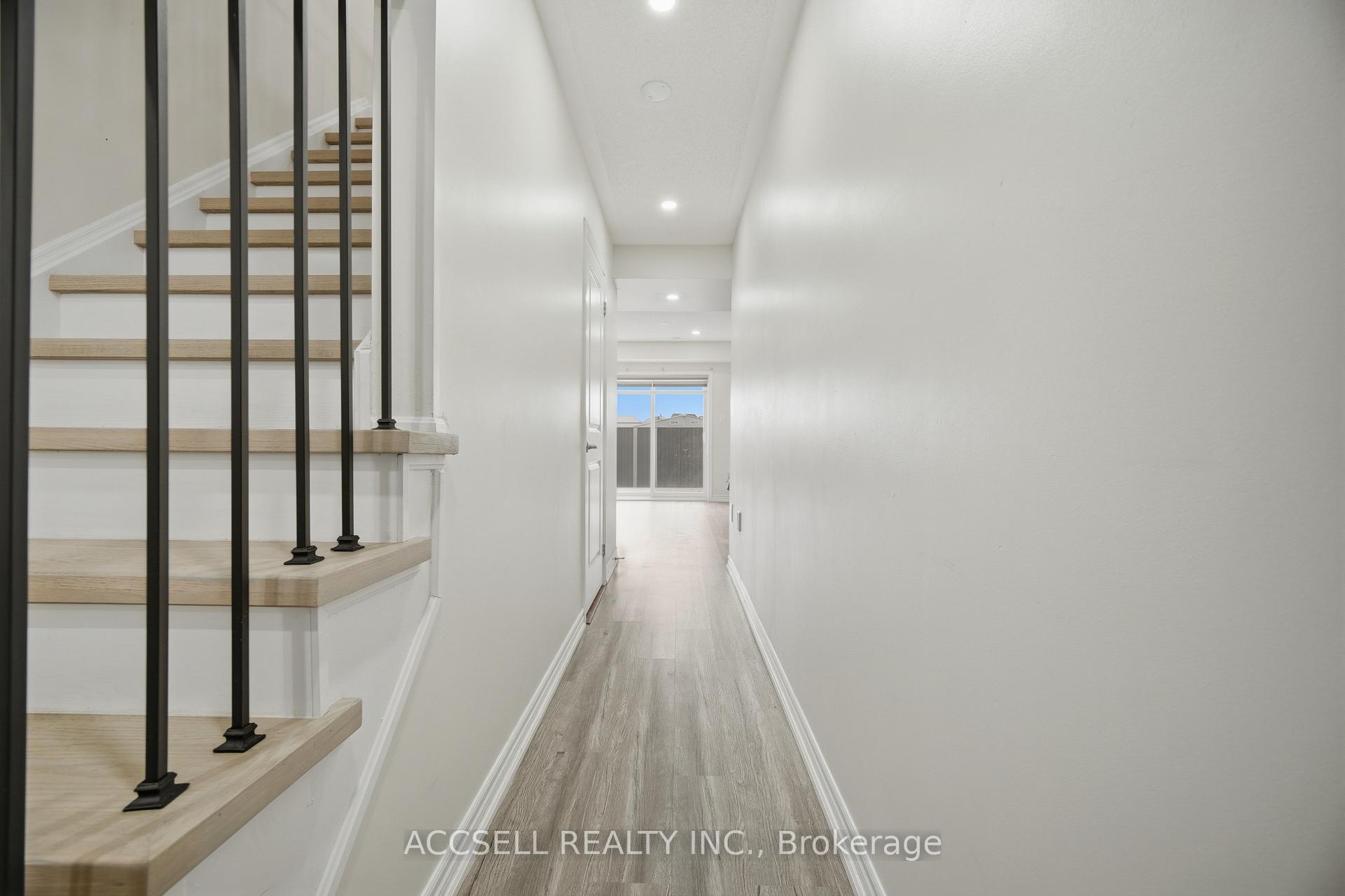 Photo 36 of 80 Bannister Crescent, Brampton, Northwest Brampton — HOMEH