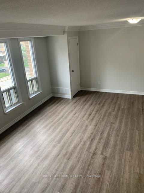 Photo 9 of Unit 30, 16 Rexdale Boulevard, Etobicoke, Rexdale-Kipling — HOMEH