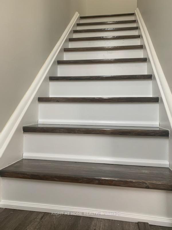 Photo 13 of Unit 30, 16 Rexdale Boulevard, Etobicoke, Rexdale-Kipling — HOMEH