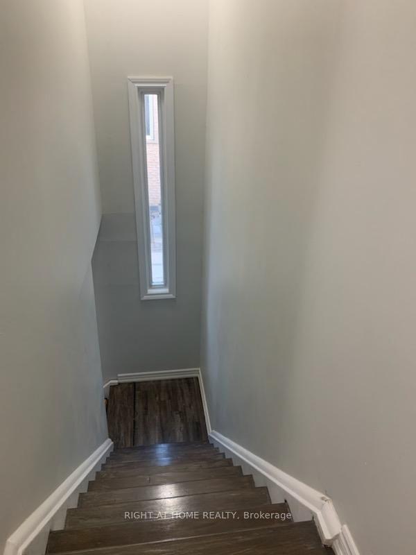 Photo 17 of Unit 30, 16 Rexdale Boulevard, Etobicoke, Rexdale-Kipling — HOMEH