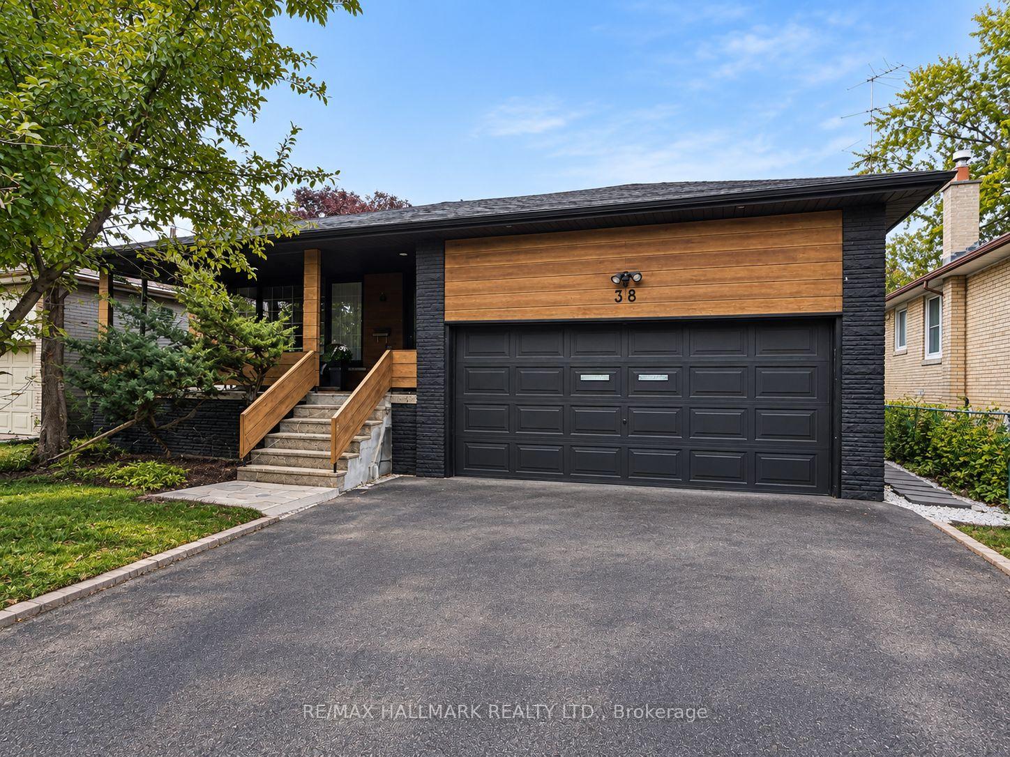 Photo of 38 Cavotti Crescent