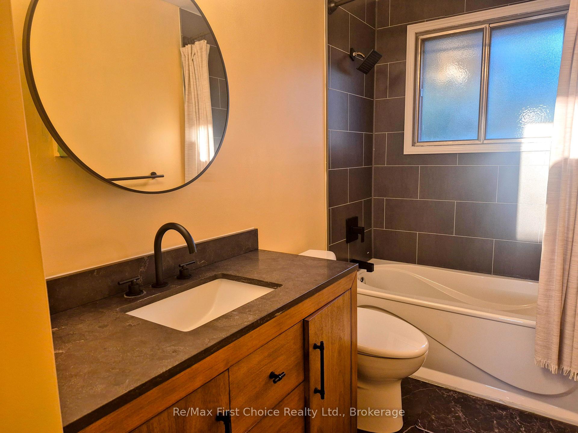 Photo 10 of 418 Westview Place, Thunder Bay, Northwood Park — HOMEH
