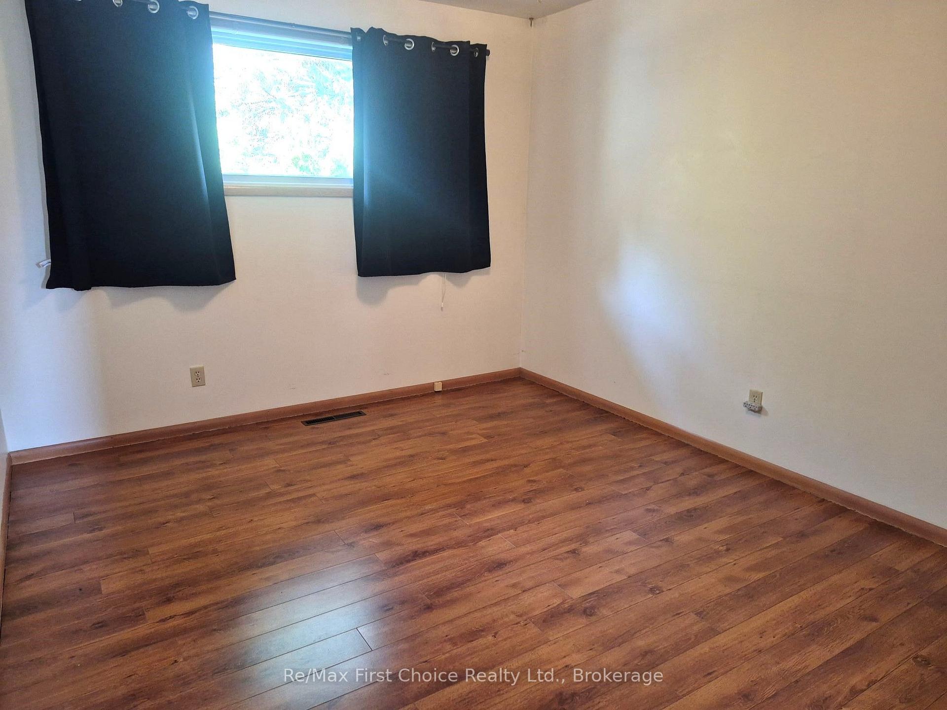 Photo 14 of 418 Westview Place, Thunder Bay, Northwood Park — HOMEH
