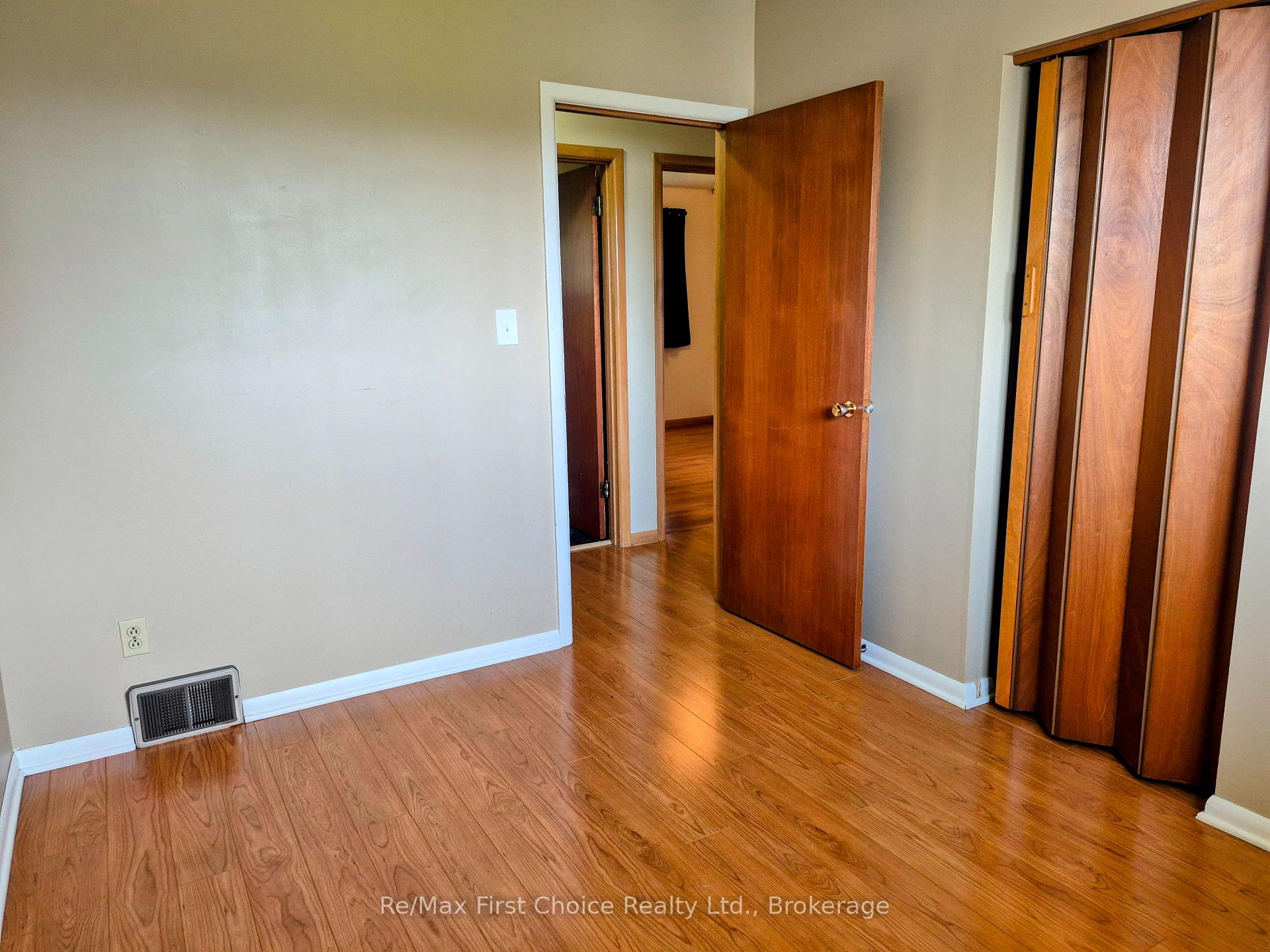 Photo 20 of 418 Westview Place, Thunder Bay, Northwood Park — HOMEH