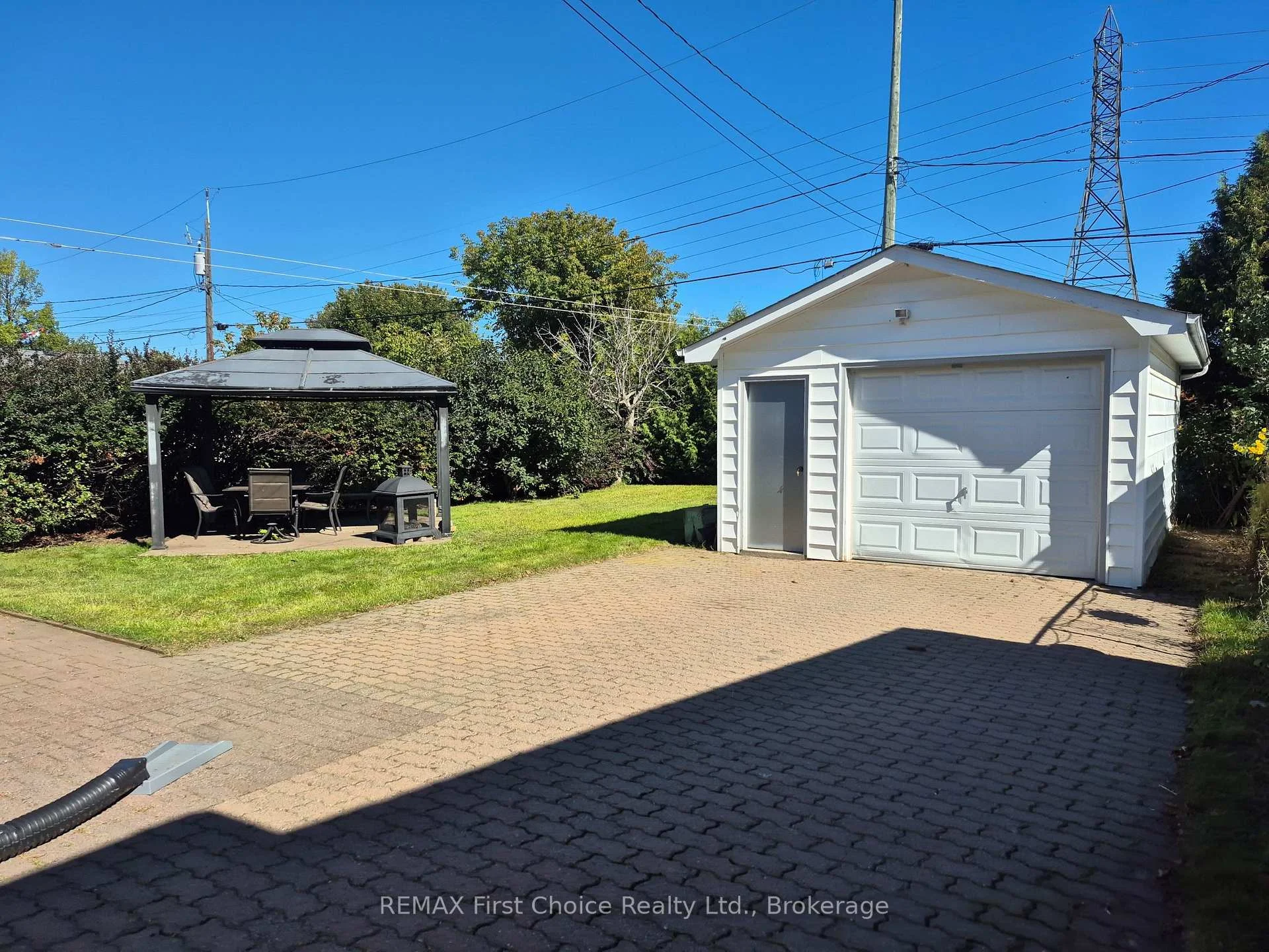 Photo 4 of 418 Westview Place, Thunder Bay, Northwood Park — HOMEH
