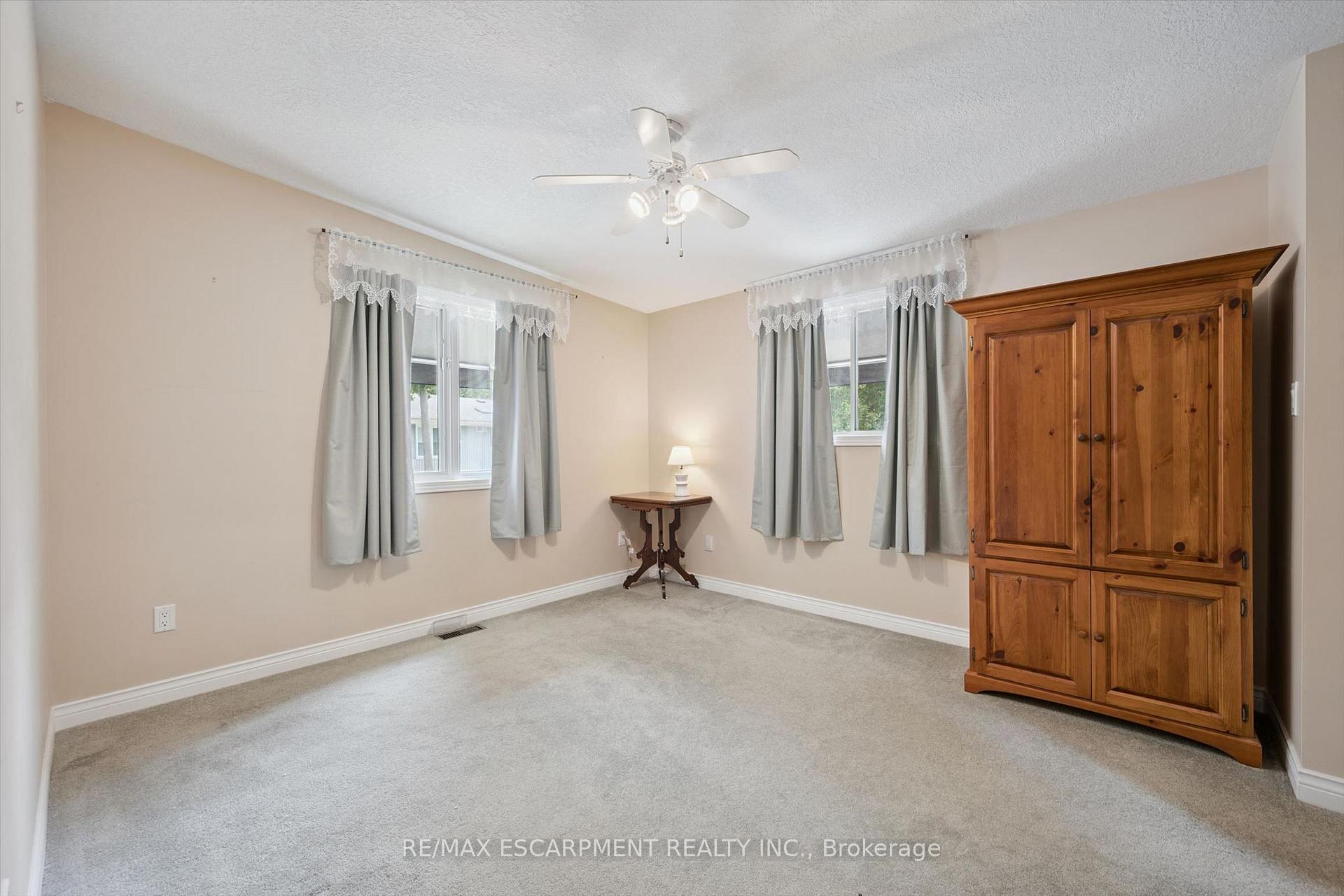 Photo 13 of 4 Spruce Avenue, Puslinch, Rural Puslinch East — HOMEH