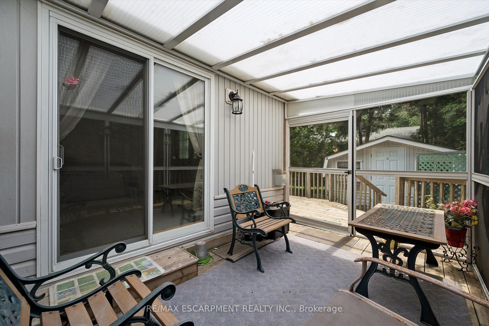 Photo 17 of 4 Spruce Avenue, Puslinch, Rural Puslinch East — HOMEH