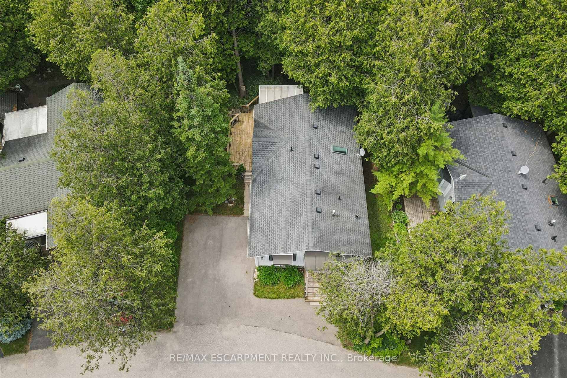 Photo 23 of 4 Spruce Avenue, Puslinch, Rural Puslinch East — HOMEH