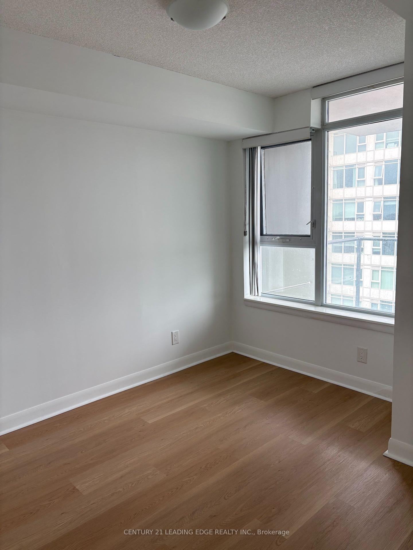 Photo of Unit 2911, 190 Borough Drive