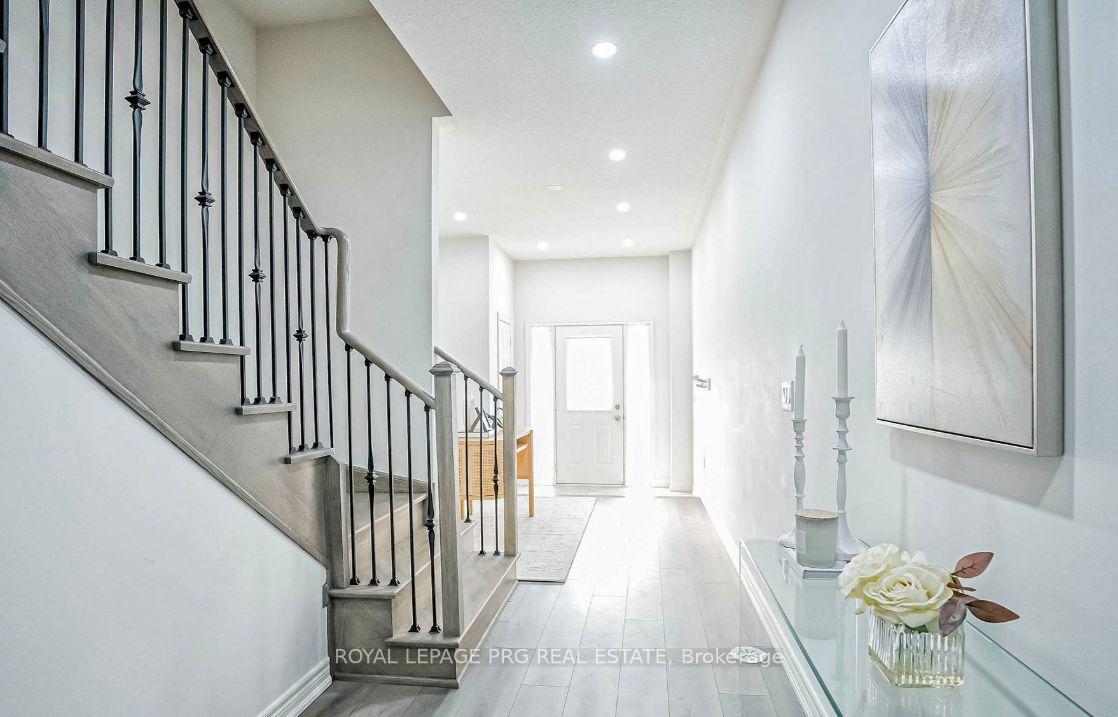 Photo 2 of 490 Silver Maple Road, Oakville, Joshua Meadows — HOMEH
