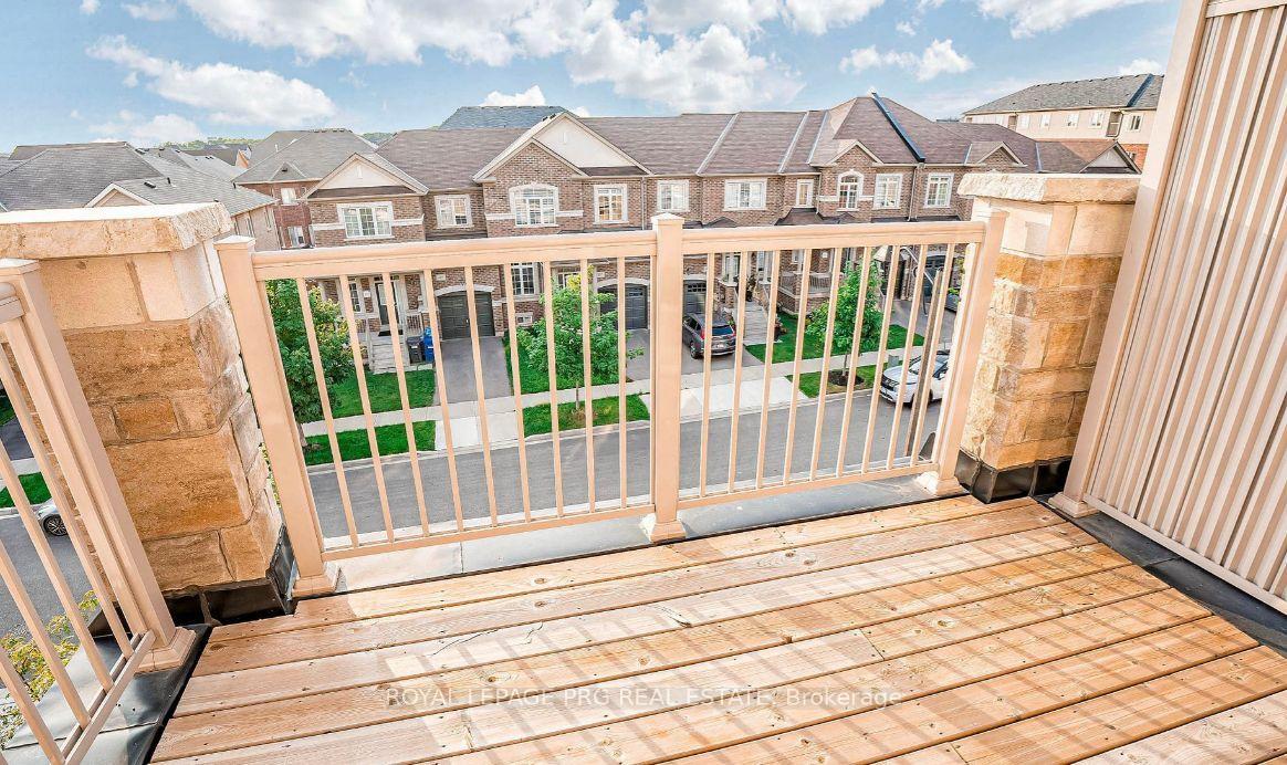 Photo 9 of 490 Silver Maple Road, Oakville, Joshua Meadows — HOMEH