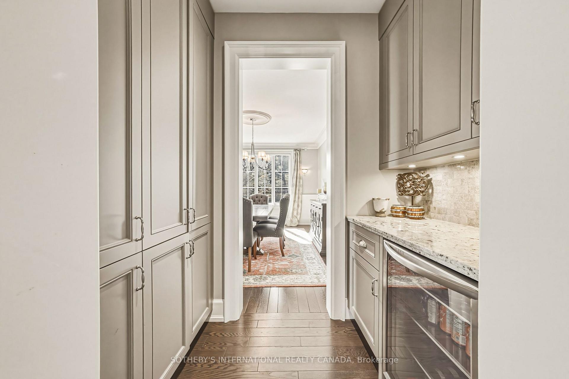 Photo 6 of 476 Patricia Drive, Burlington, Bayview — HOMEH