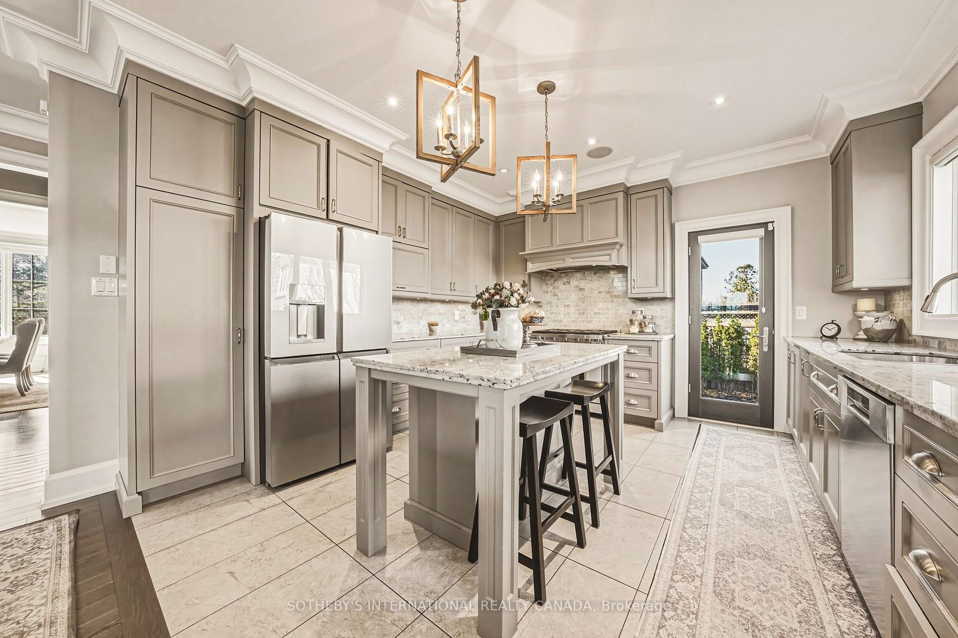 Photo 9 of 476 Patricia Drive, Burlington, Bayview — HOMEH